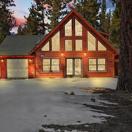 Modern Family Cabin Mins To Lake, Slopes & Hikes ビッグ・ベア・シティ エクステリア 写真